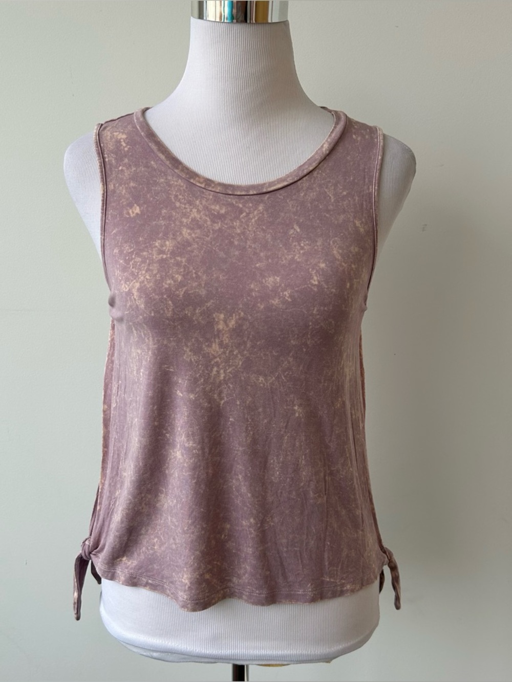 American Eagle • Bleached Side Tie Tank
